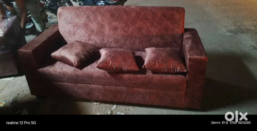 3 sitter sofa