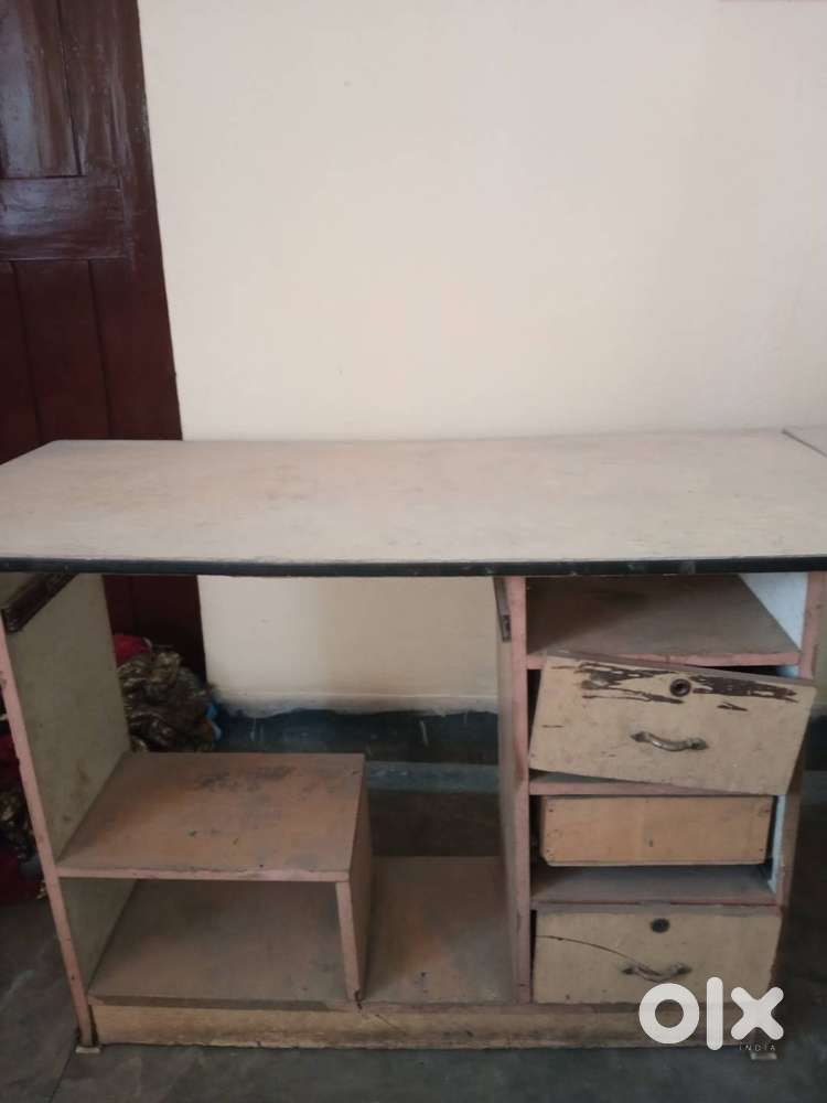 Computer Table