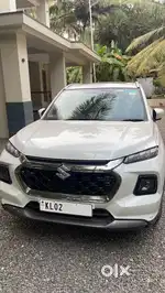 Maruti Suzuki Grand Vitara 2023 Petrol Well Maintained