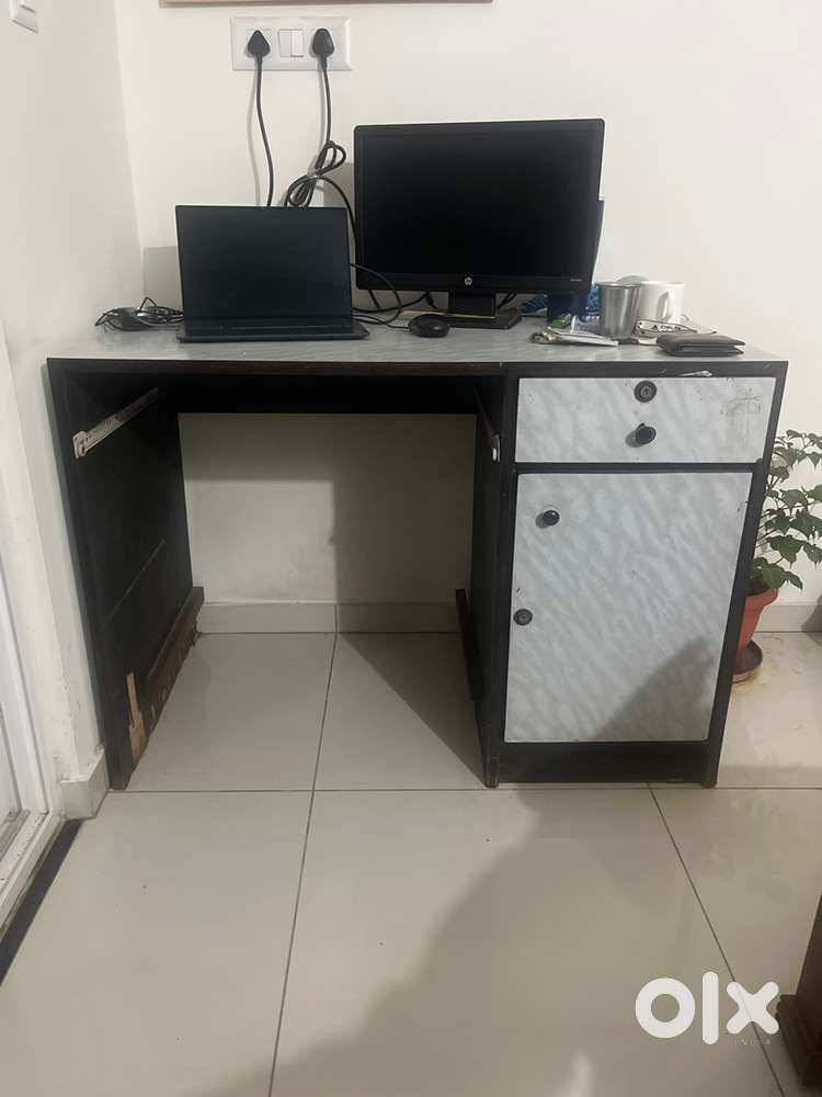Solid computer table with dawer and cabinet