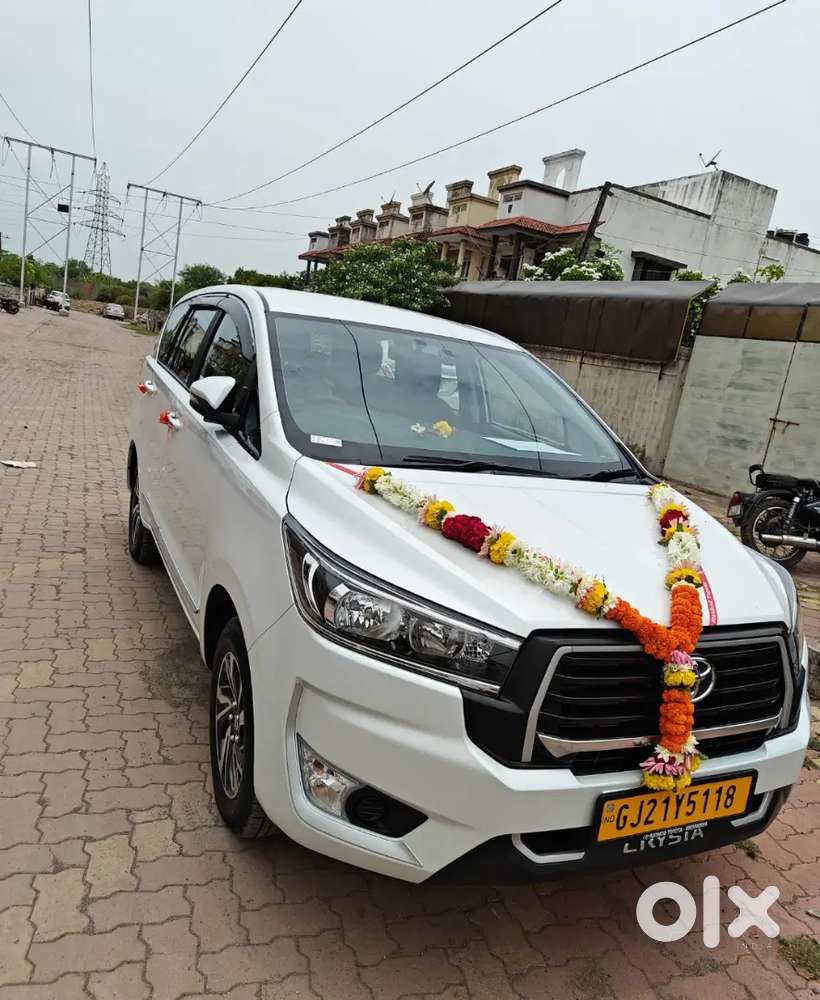 Innova Crysta GX+ 1 owner only 15 months old