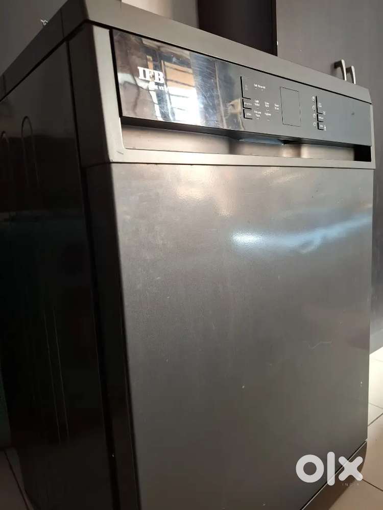 IFB Dishwasher 16 place 4months old