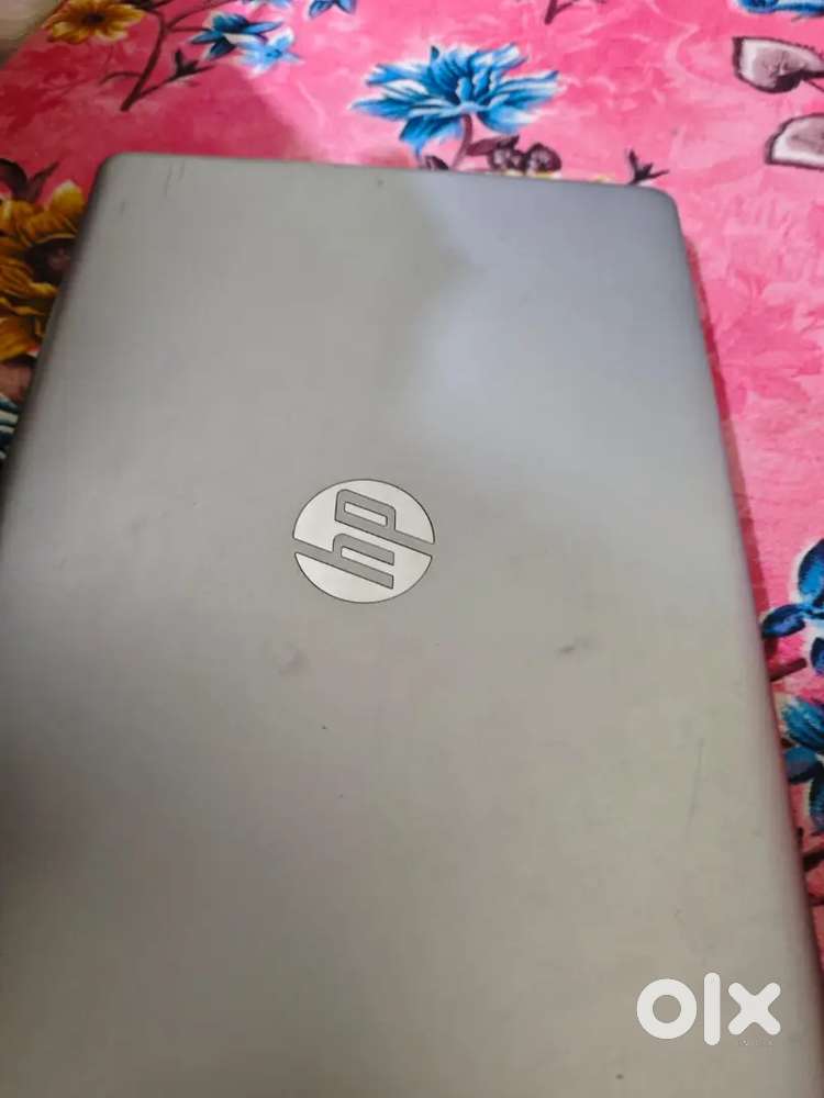 Hp 250 G9 Laptop 8 gb ram / 512SSD/ INTEL CORE UHD GRAPHIC CARD/i3 12