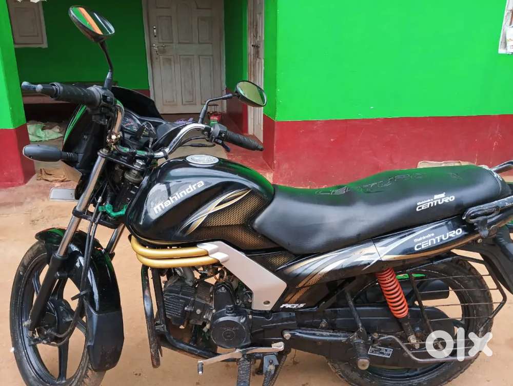 Mahindra centuro