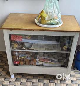 Glass dressing table