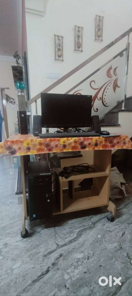 Desktop computer with table