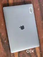 Apple Macbook Pro i9 Processor 32GB Ram 512GB Apple SSD 5.5gbGraphics
