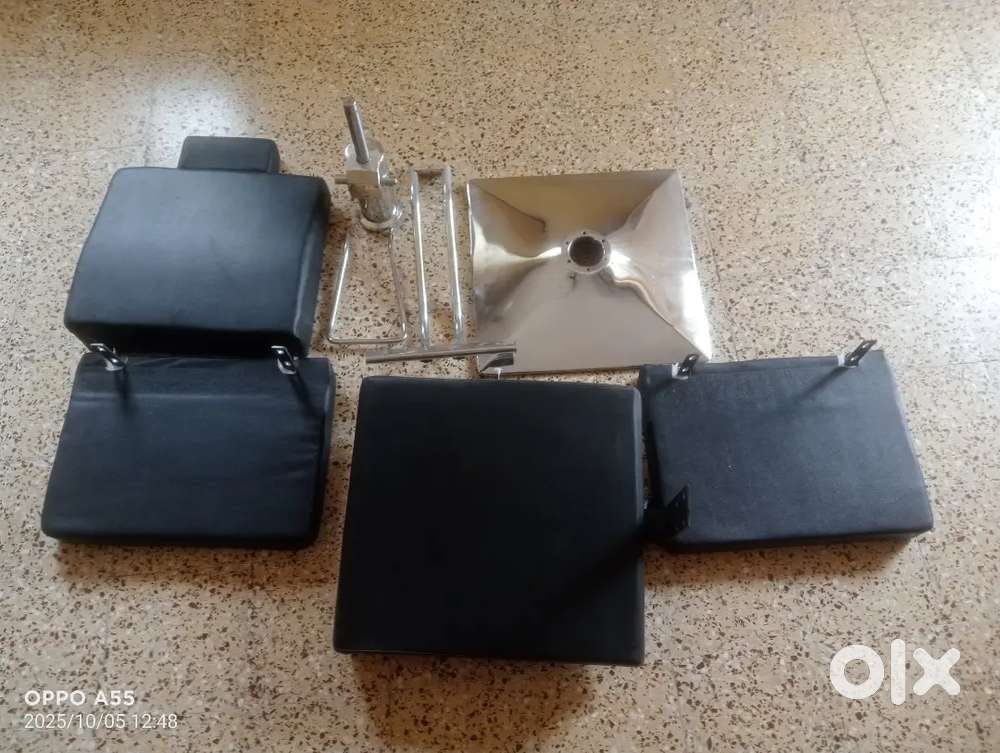 Beauty parlour chair new