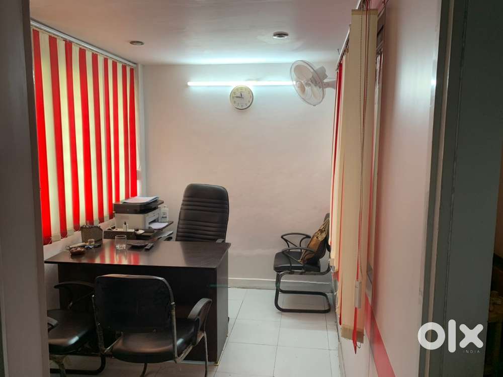 Office for sale in pitampura