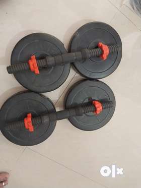 2 dumbells each 5 kgOnly 1 year used