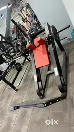 Gym trainer, fitness trainer