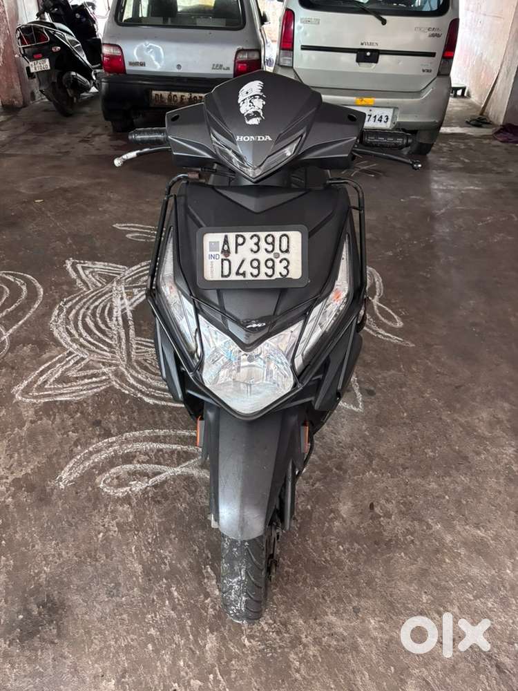 Honda Dio – Stylish Matte Black  Excellent Condition  Smooth Ride!