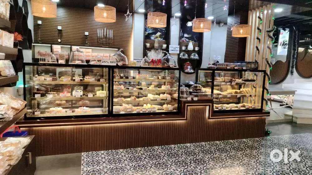 Bakery cake& snacks counter sale's Man