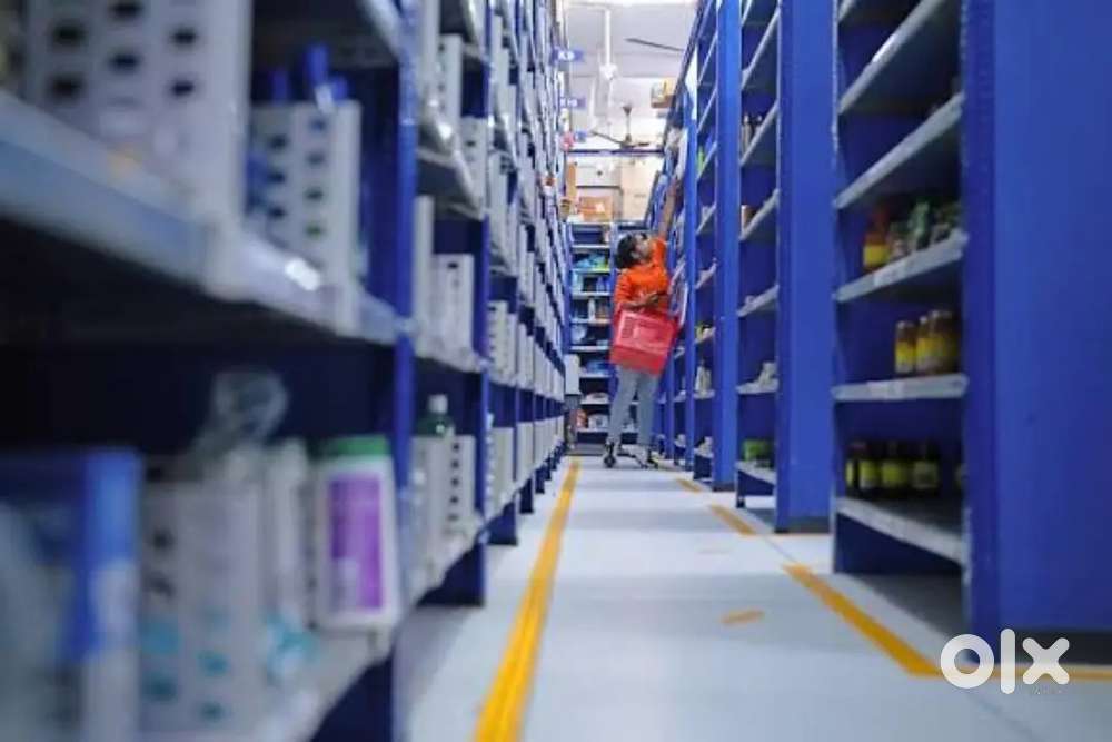 Wanted m/f packing helpers [ 3 pm to 12 or 9 30 to 5.30