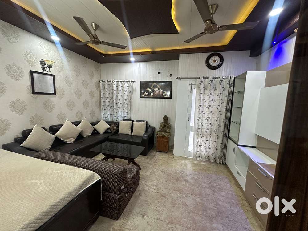 Need a female flatmate in 2bhk one room is vacant