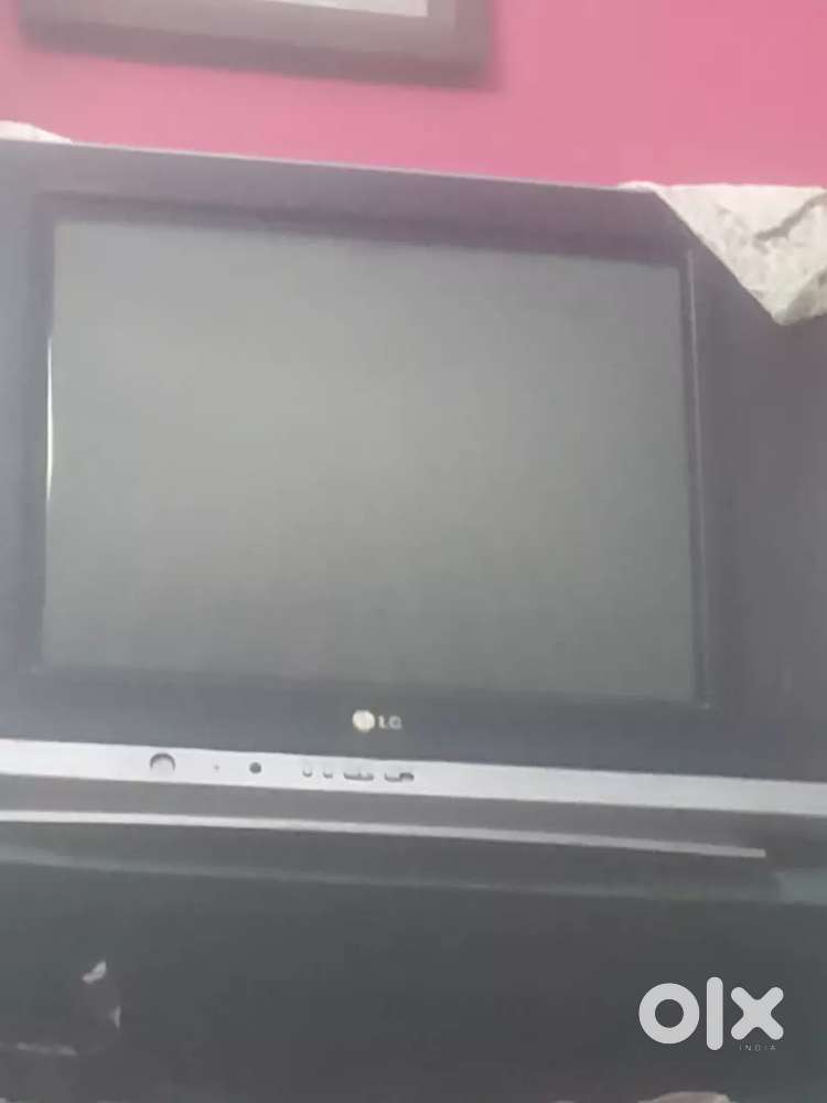 LG TV are  28 inch tv