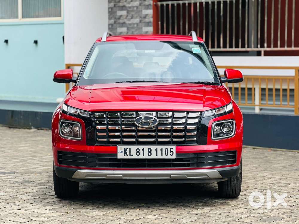 Hyundai Venue 1.2 S Plus, 2023, Petrol