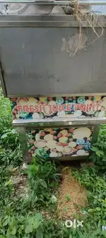 Fruit juice and pani puri stand