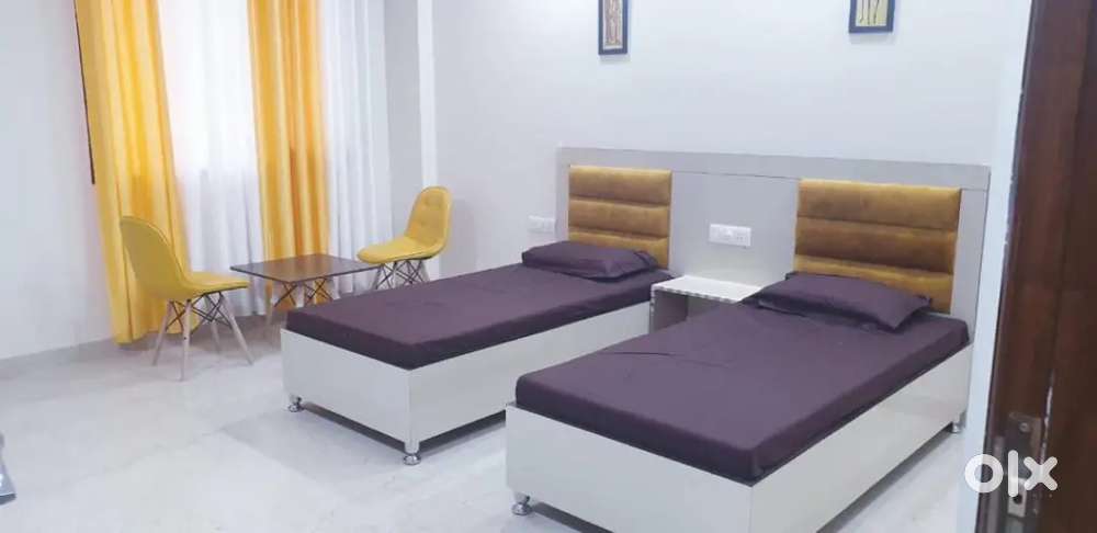 NO BROKERAGE 500+ Executive Boys PGs with meals & amenities in Noida!