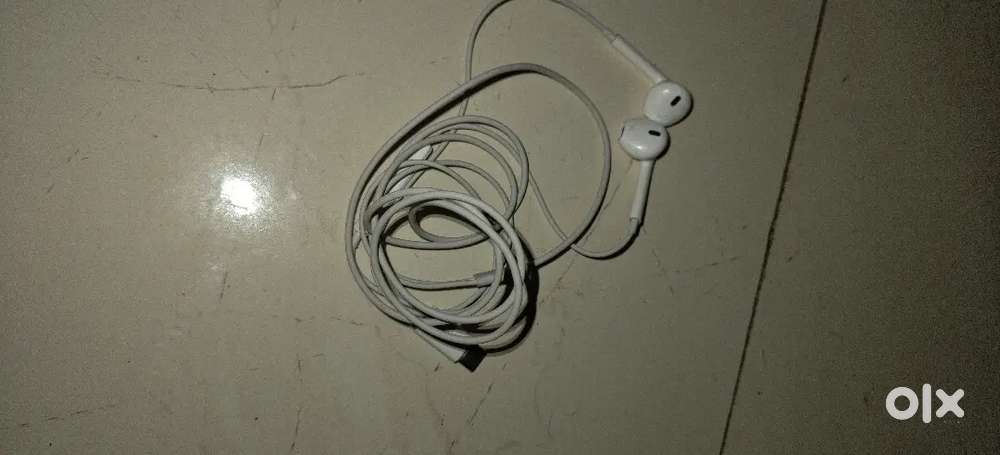APPLE ORIGINAL EARPHONE
