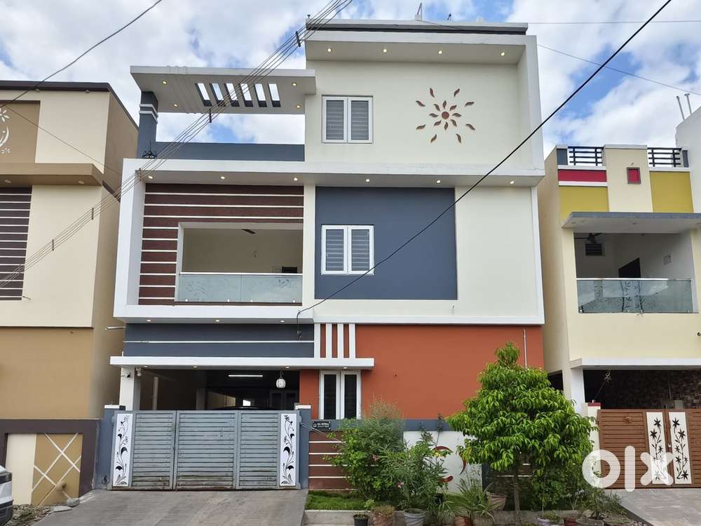 New House 2yerar old with 4BHK+1 Home Theater Room