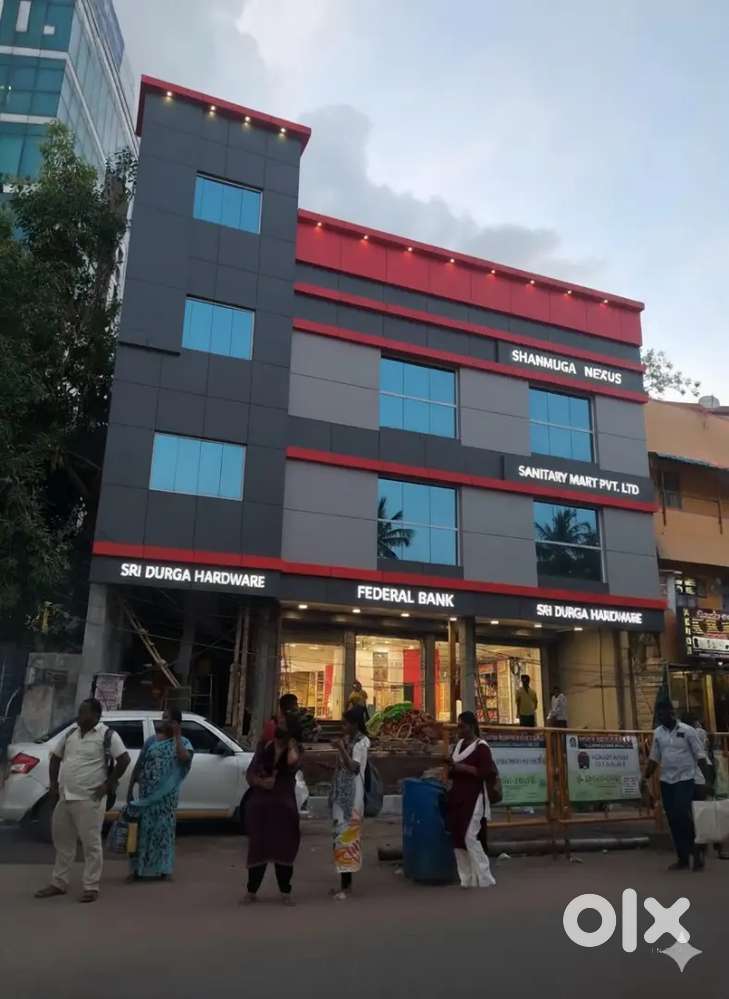 Office for rent in 100 feet road main road Vadapalani
