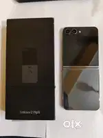 samsang flip 5  256gb display damage