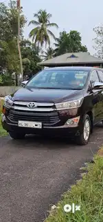 Toyota Innova Crysta 2.4 V 7 STR, 2017, Diesel