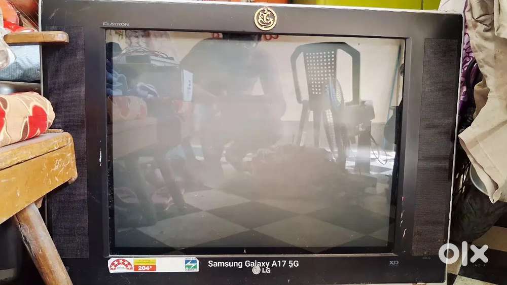 LG 32 inch Box TV For sale good Condition and working Condition