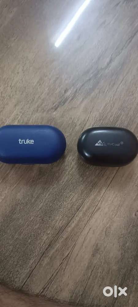 Headphones in-ear truke and we cool brands