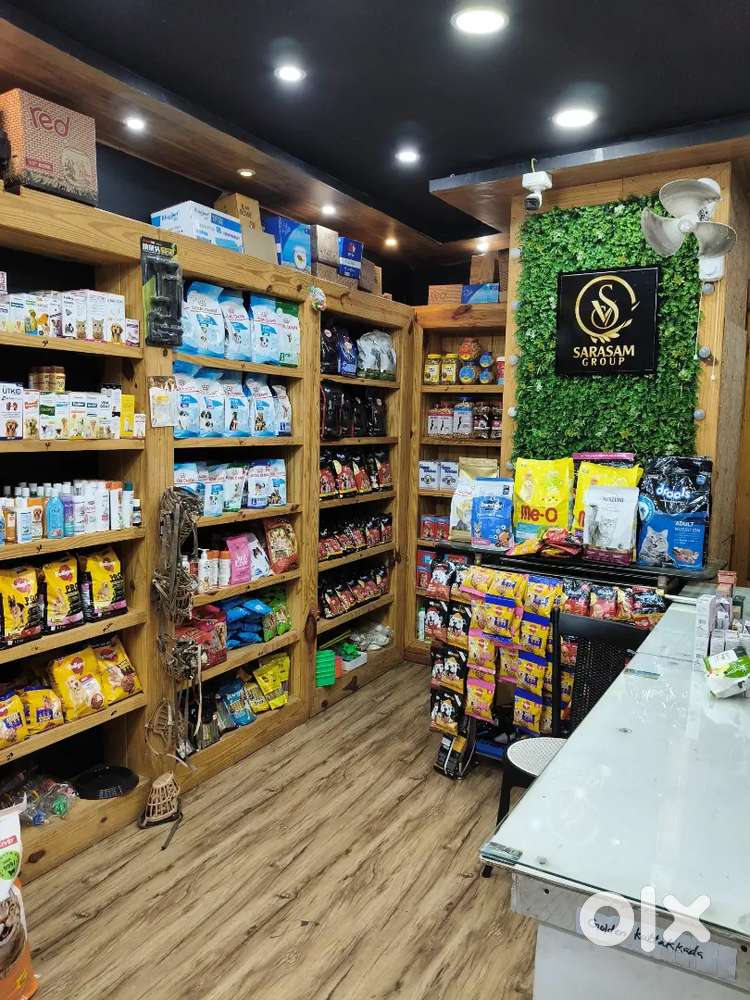 Male sales staff and Female Computer staff