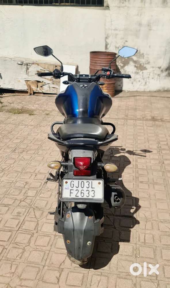 Yamaha FZS