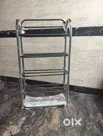 Shoe rack 4 tier good condition
