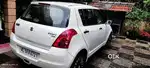 Maruti Suzuki Swift 2009 Petrol 74500 Km Driven