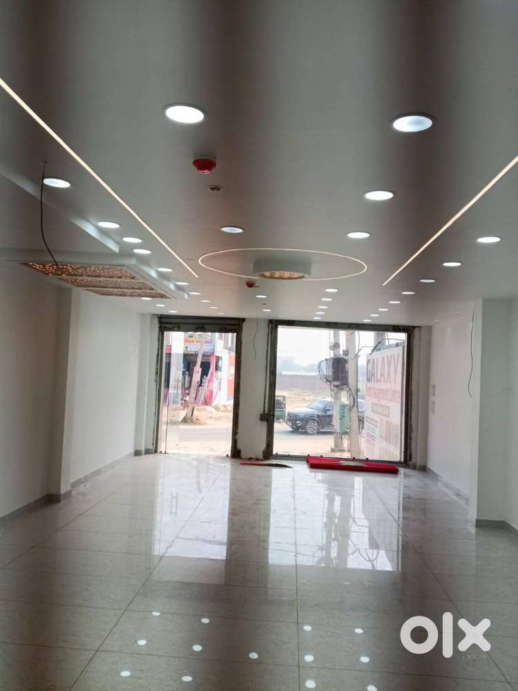 Ground floor, for rent  fully furnished, large space