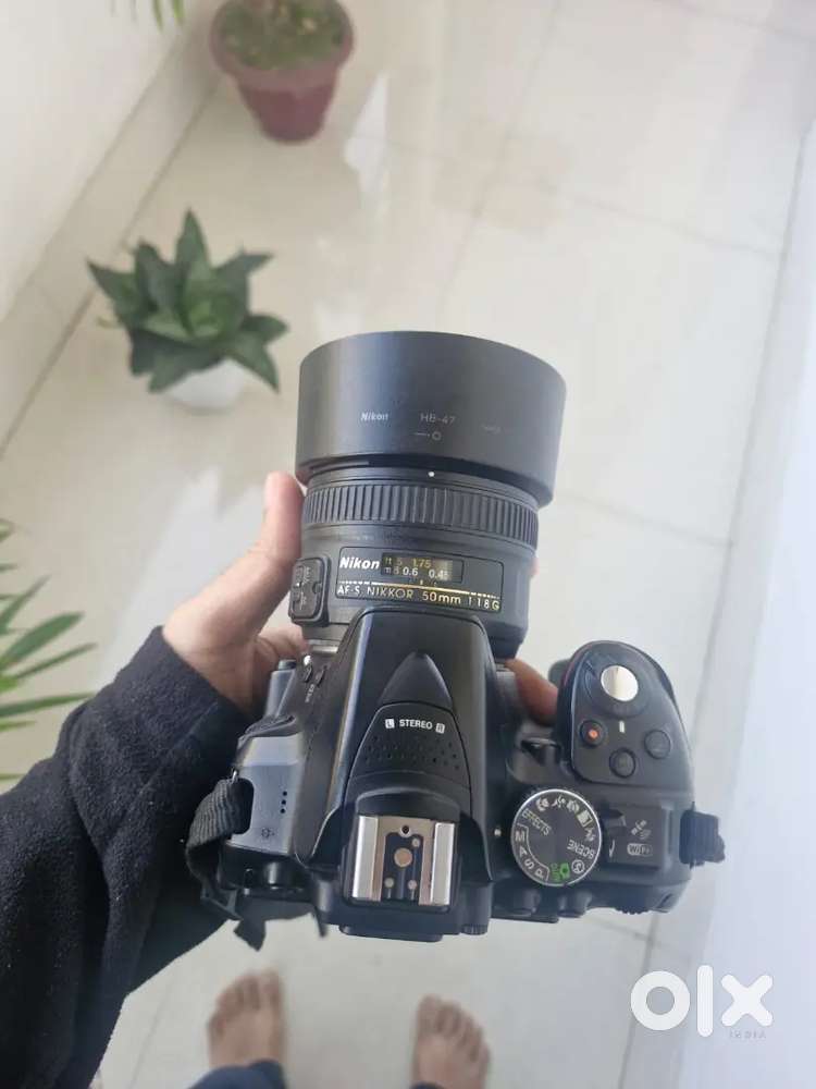 Nikon d5300 in excellent condition with two lens and all assesories
