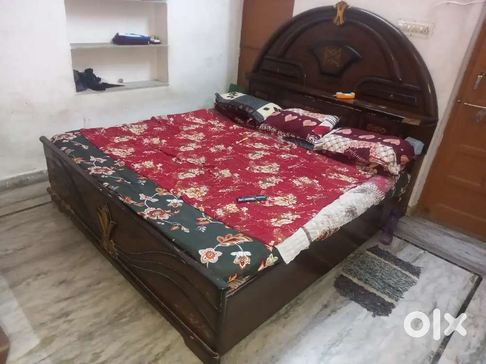 Double bed