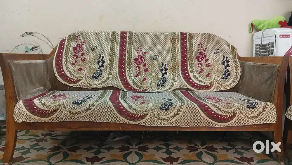 Sofa set 5 seater