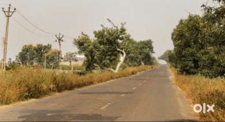 Main road bit Chintalapalli near textile park