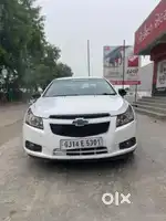 Chevrolet Cruze 2011 Diesel 107000 Km Driven top model