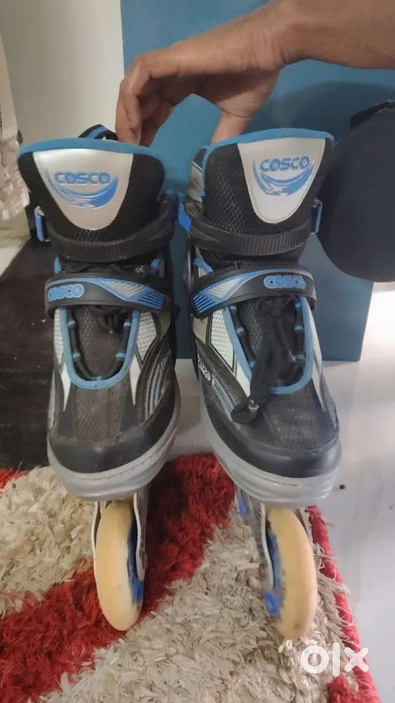 COSCO INLINE SKATING SHOES WITH EXPANDABLE SIZE