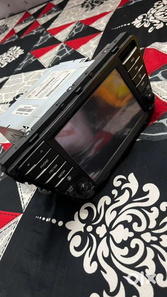 Hyundai i20 2016 diesel car infotainment head unit / multimedia system