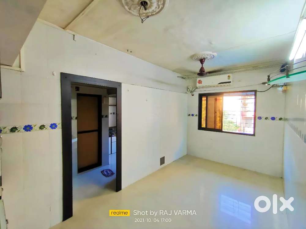 ONE ROOM KITCHEN FOR RENT SEMI FURNISHED FLAT AVAILABLE 1ST DECEMBER.