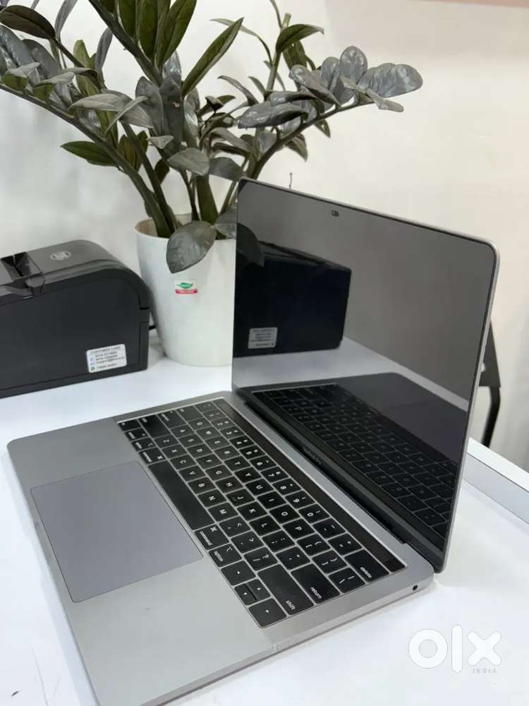 Macbook pro A2159