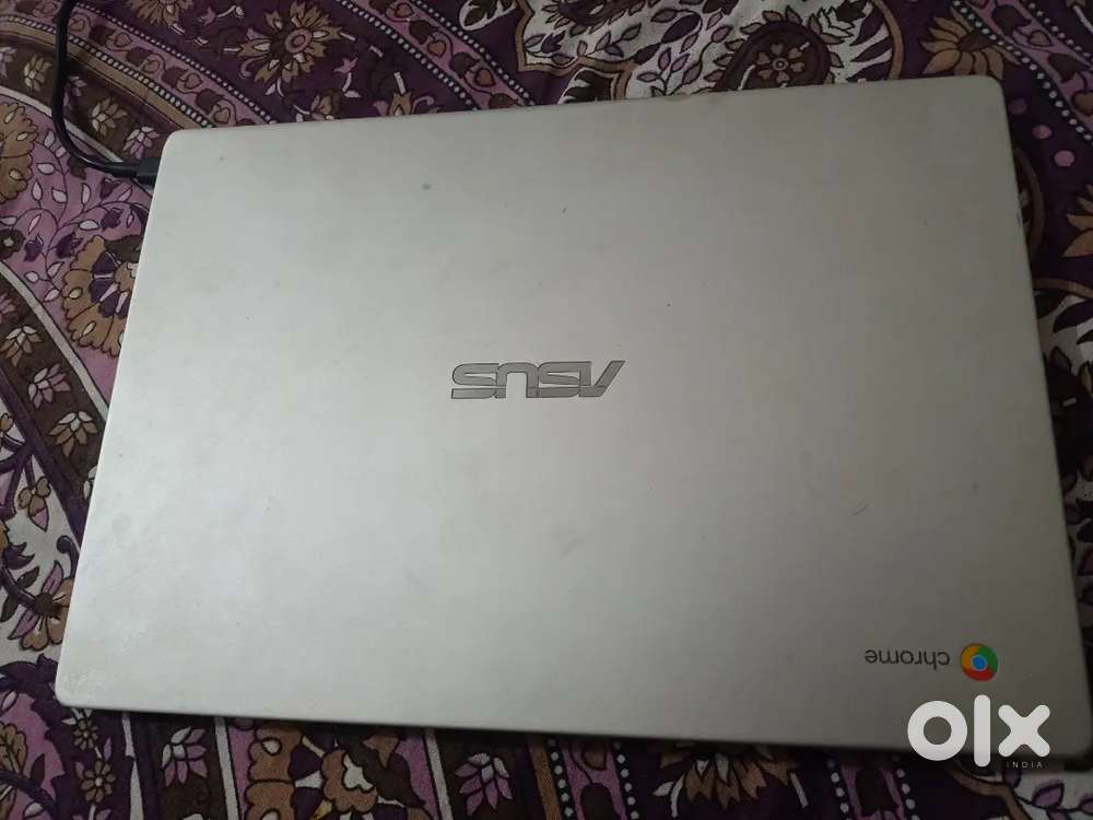 Asus Chrome book urgent sale