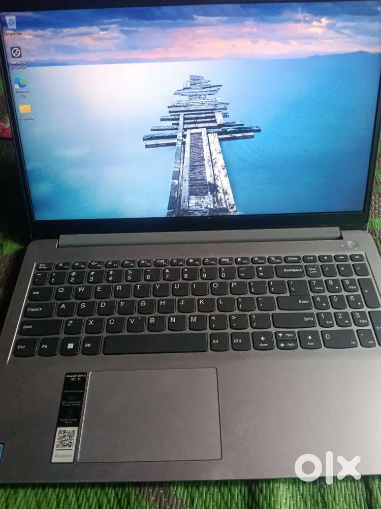 Lenovo IdeaPad 1 celeron 8gb/512 15.6