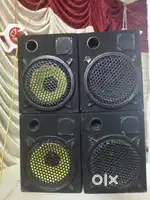 4 Speaker  one year used