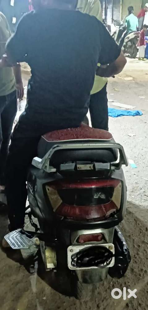 Mahindra gusto