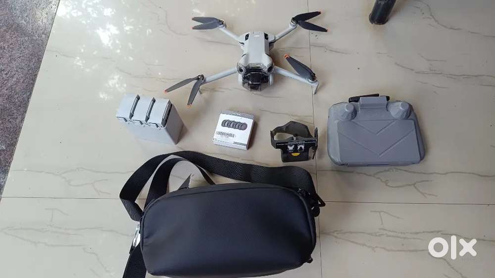 Dji mini 4 pro combo plus with warranty
