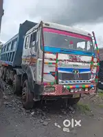 Tata signa 3718 tipper hyva 4223 truck 14 wheeler 1st owner